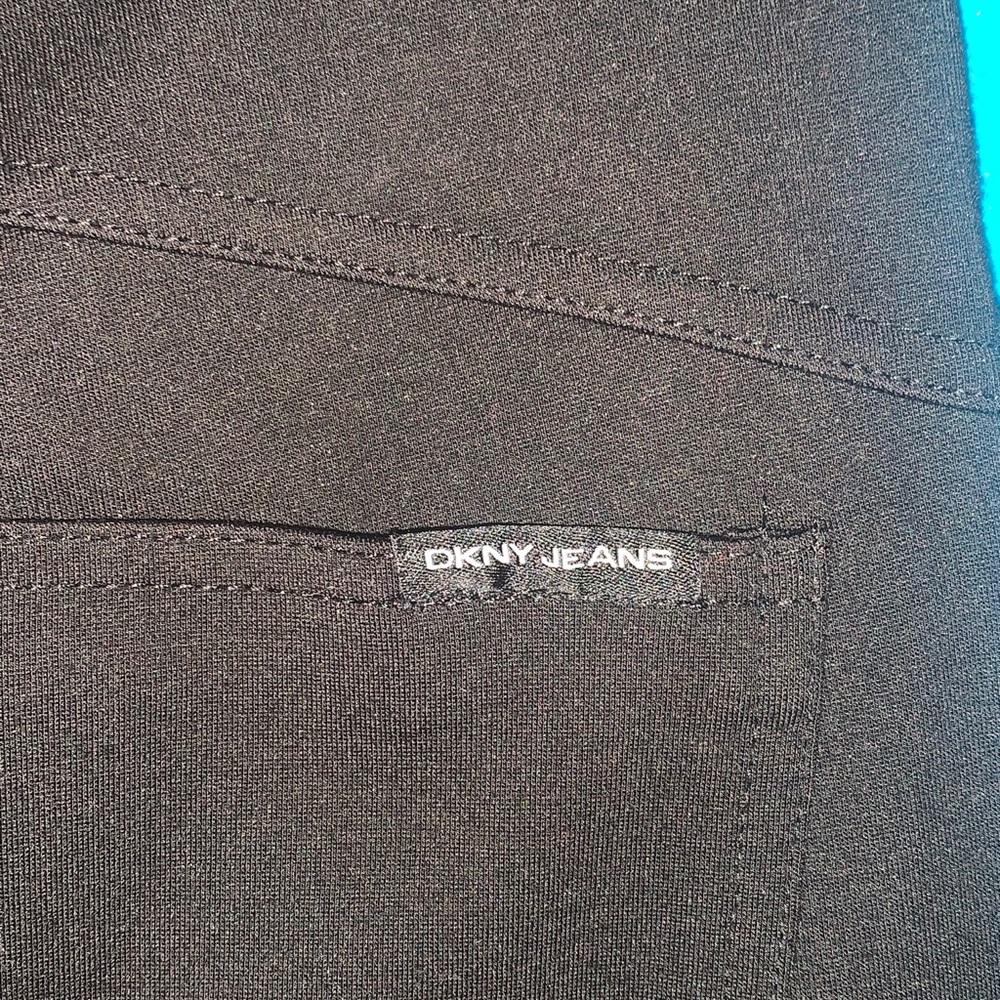 DKNY pull on jeggings with faux leather pockets - Picture 4 of 8
